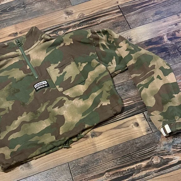 ADIDAS Womens Cropped Camouflage Quarter-Zip Pullover - Picture 3 of 5